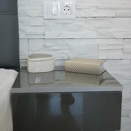 Princess Luxury アパート Paralía